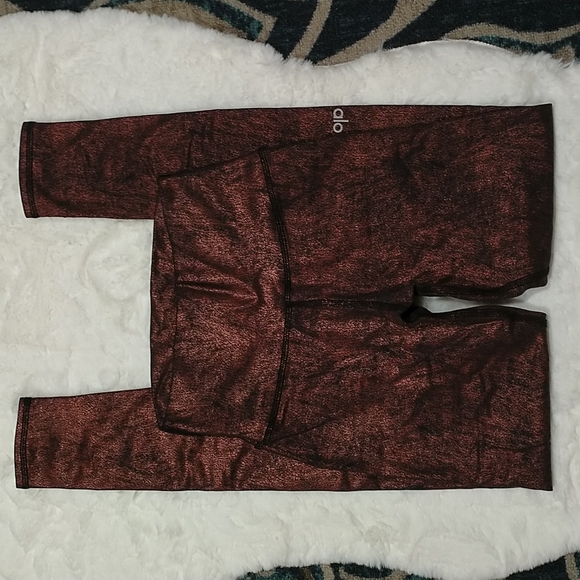 Alo yoga high rise metallic copper airbrushed leggings XS - Picture 4 of 16